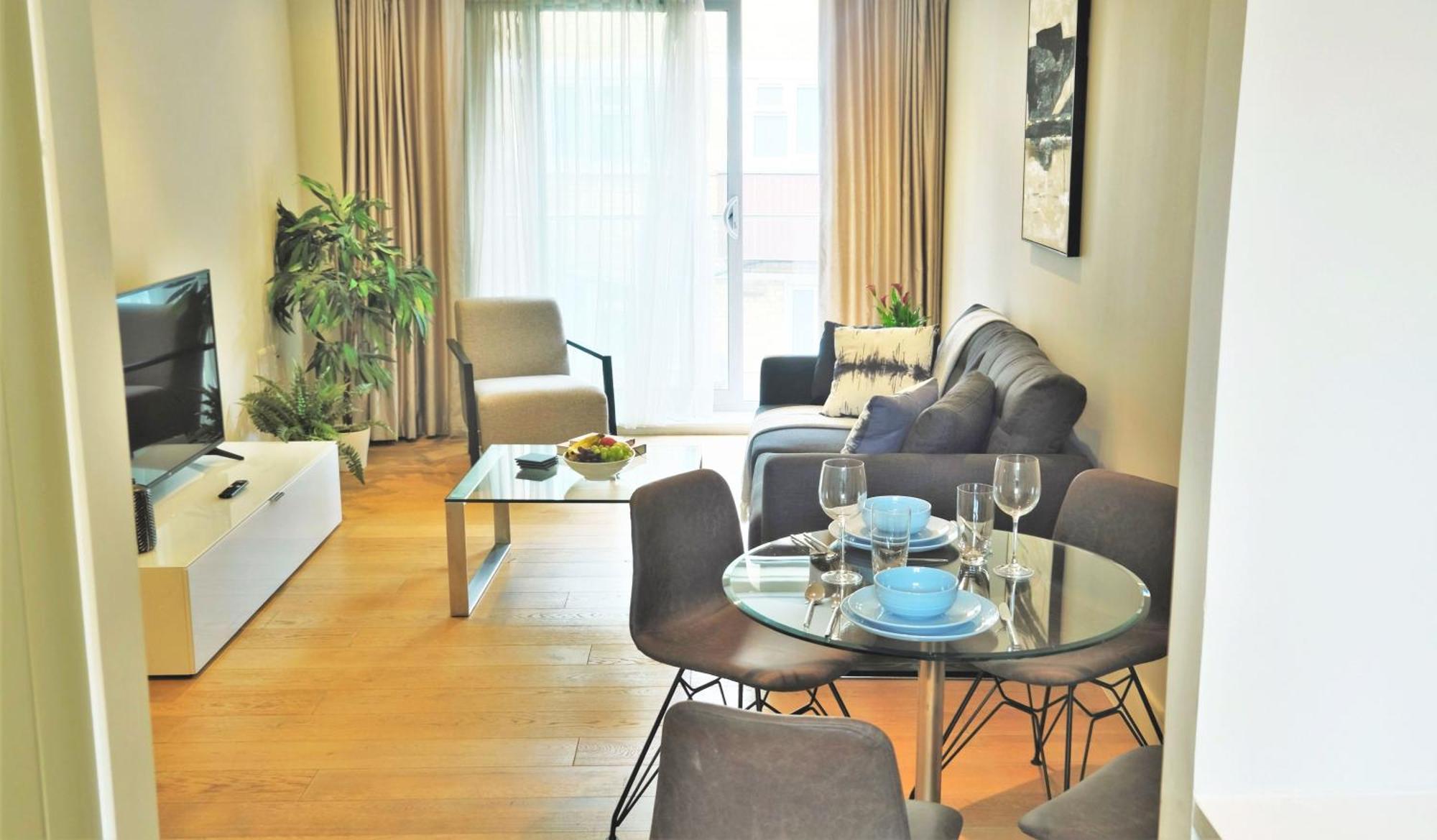 Spacious & Elegant In Southbank Near Eye Apartamento